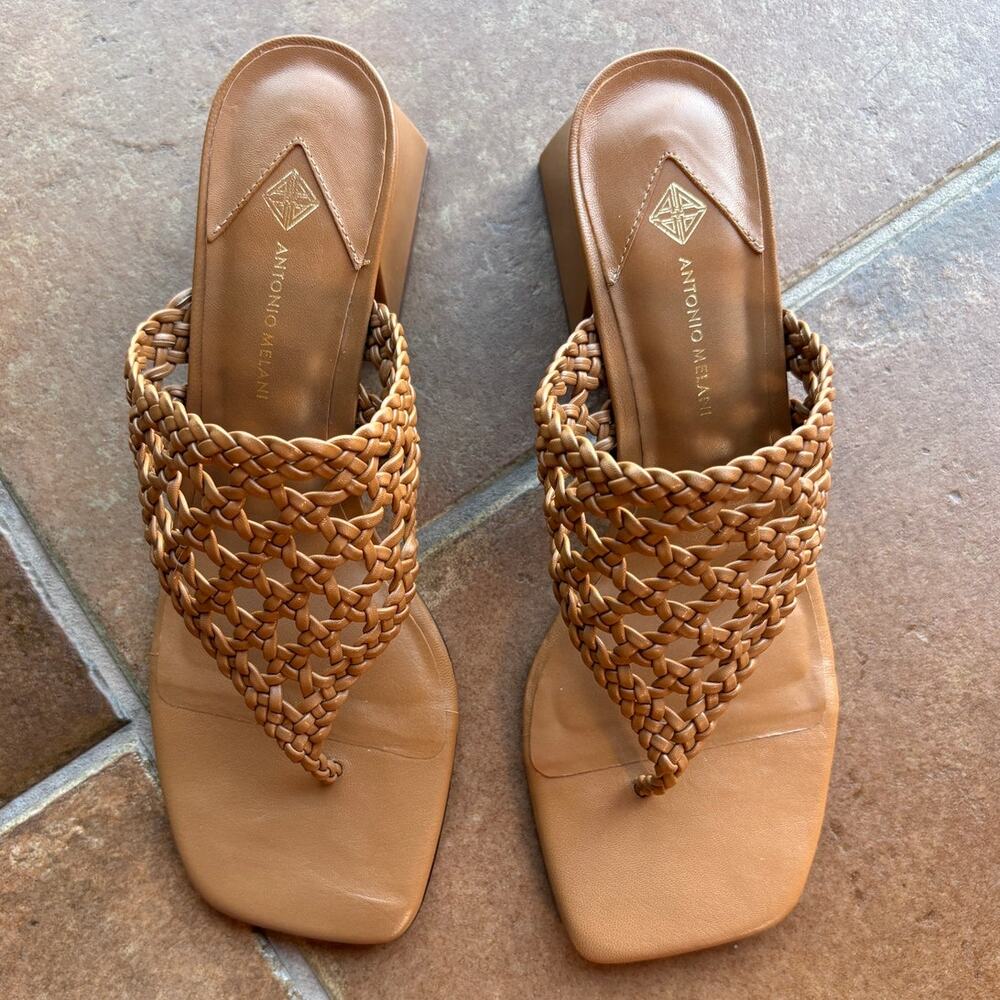 Antonio Melani "Percy" Open Weave Square Toe Block Heel Thong Style Sandals s 10